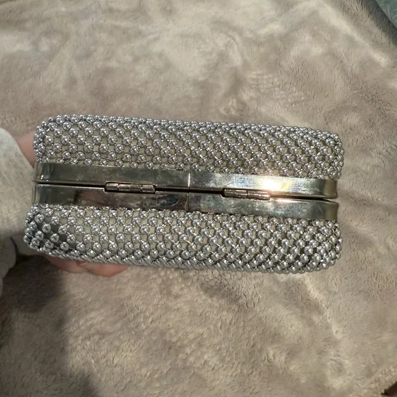 Silver clutch - Picture 6 of 6